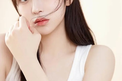 明星夫妻自曝：结婚证是手写的